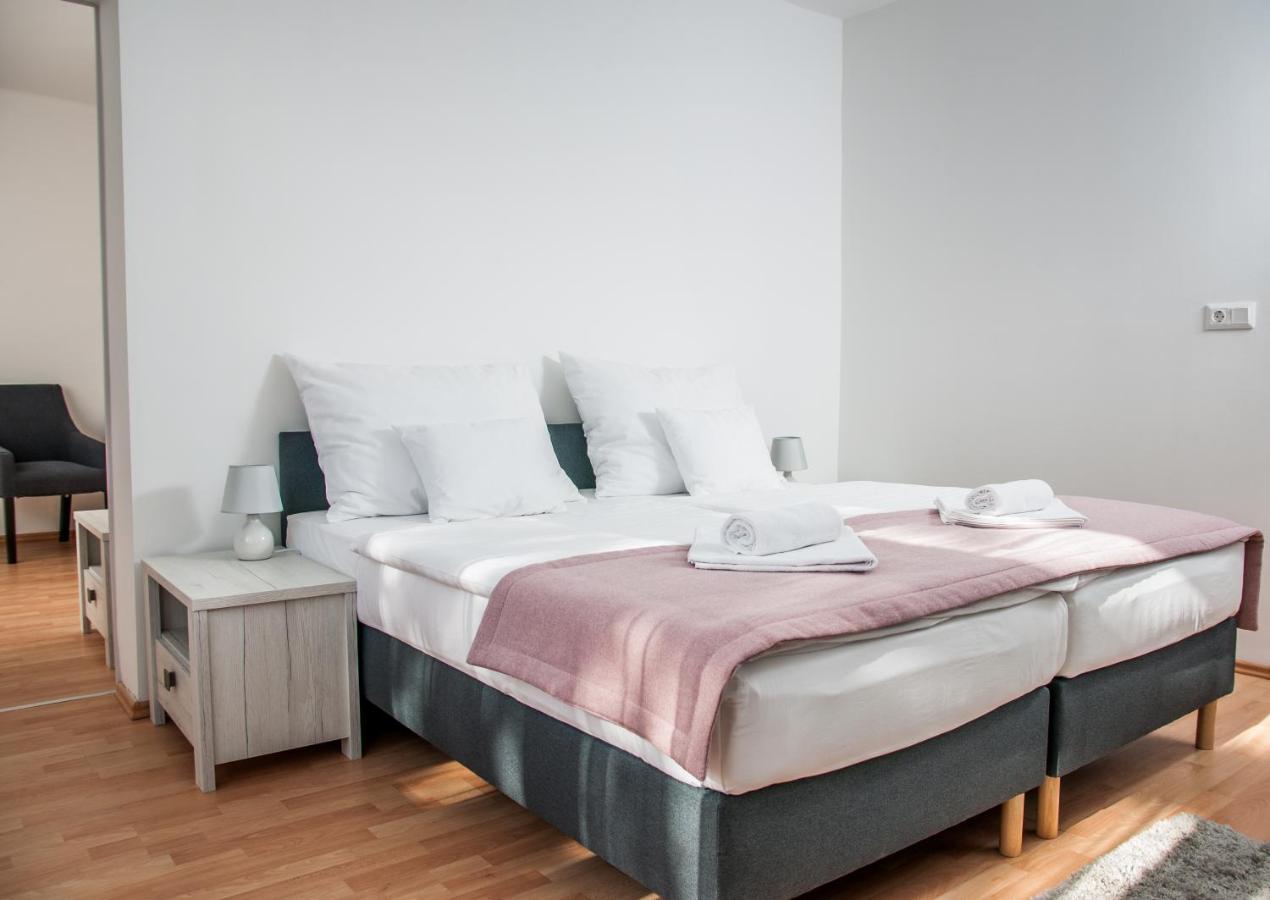 Harangtorony Szallo Koszeg Ngoại thất bức ảnh