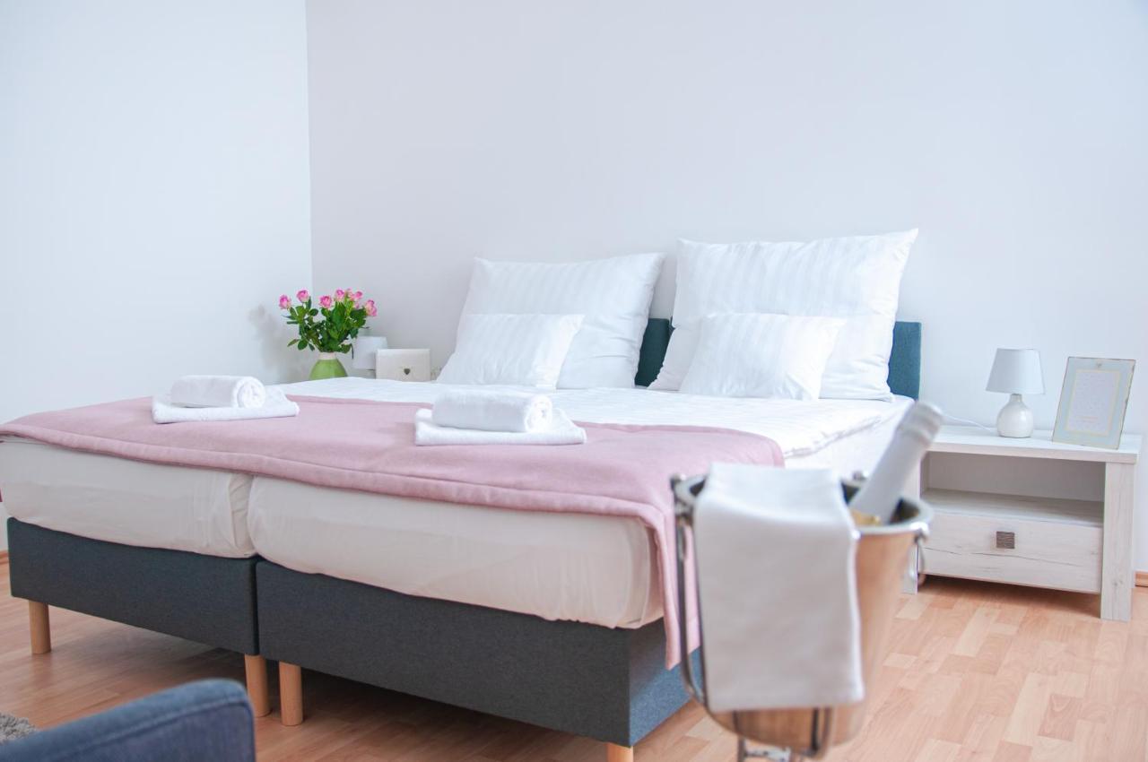 Harangtorony Szallo Koszeg Ngoại thất bức ảnh